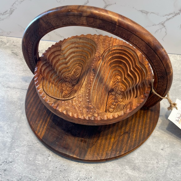 Wooden Collapsible Carved Basket/Trivet Two Compartments Rosewood NEW - Picture 6 of 14